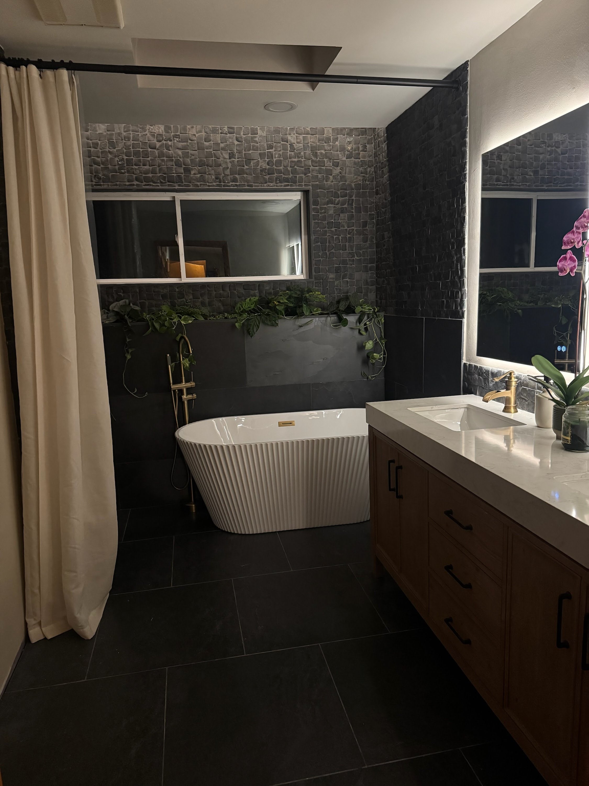 Alor Black Pebble Square Mosaic Tile 2x2 - Pebble Tile Shop